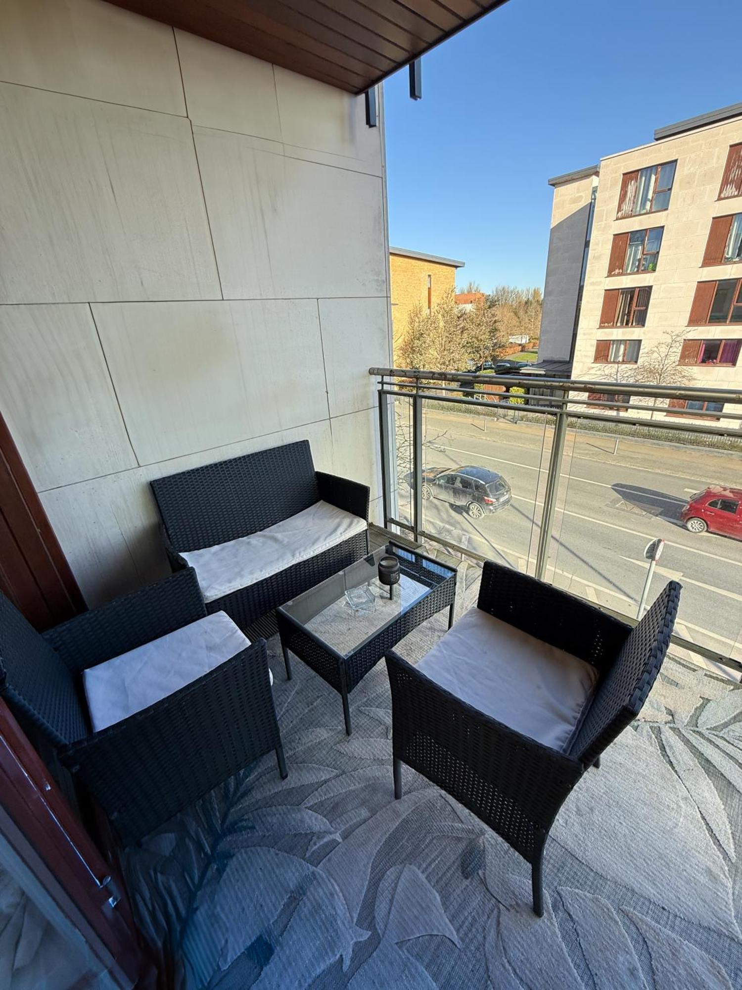 Skyview Retreat Spacious Comfort Lucan Exteriör bild